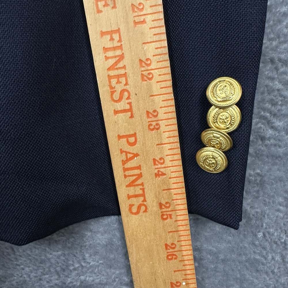 Tommy Hilfiger Blazer Men's 40R Navy Blue Gold Crest Buttons Classic Preppy EUC - Picture 13 of 16